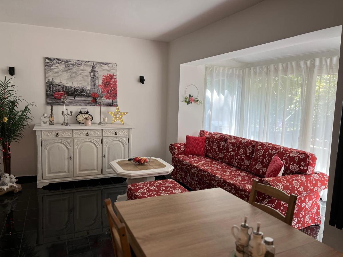 Exklusive Ferienwohnung Mit 3 Schlafzimmern Und 2 Baedern! Алтенау Екстериор снимка