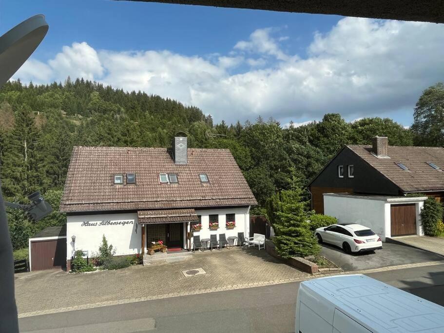 Exklusive Ferienwohnung Mit 3 Schlafzimmern Und 2 Baedern! Алтенау Екстериор снимка