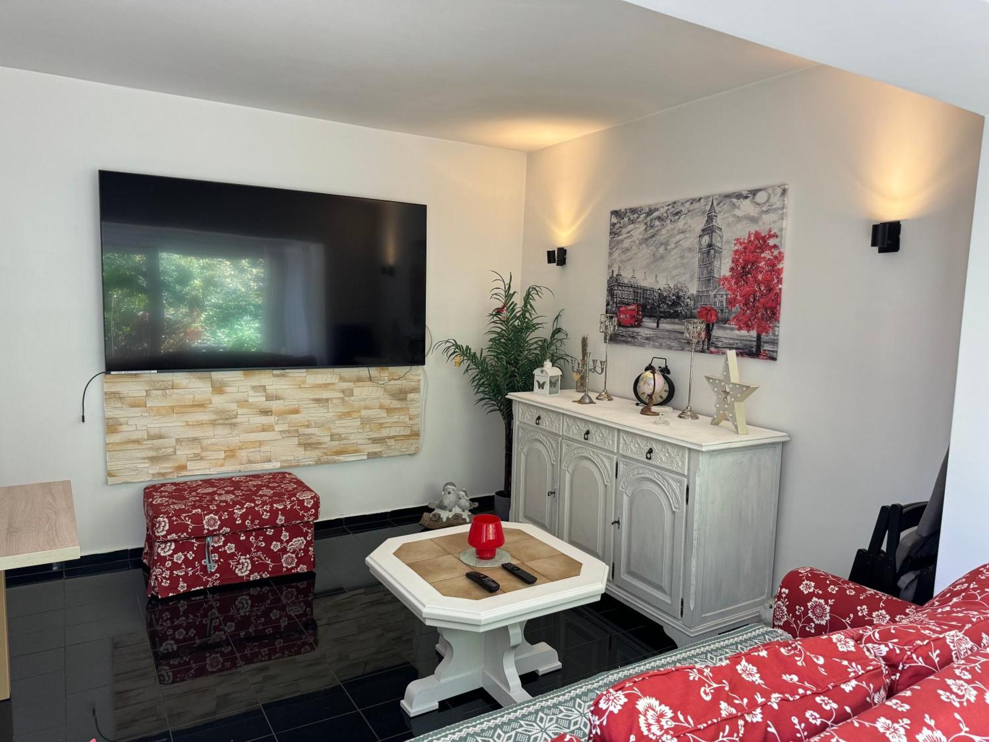 Exklusive Ferienwohnung Mit 3 Schlafzimmern Und 2 Baedern! Алтенау Екстериор снимка